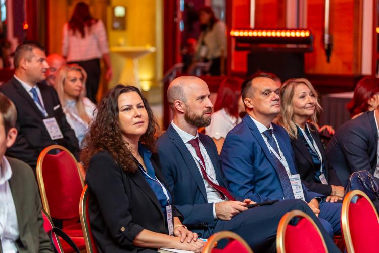 Članovi Uprave i managementa