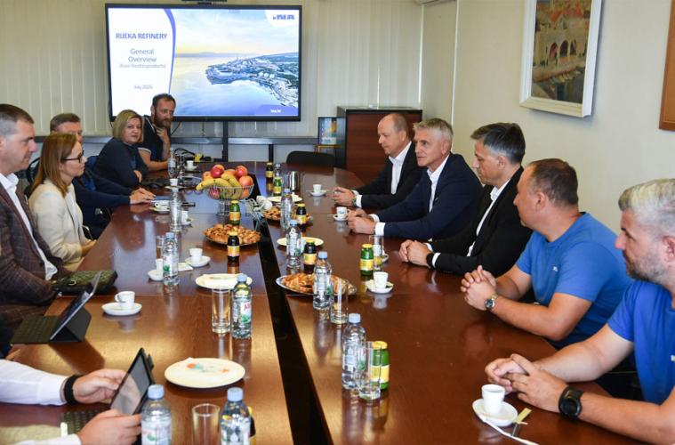 Završena prva faza izgradnje postrojenja za komercijalnu proizvodnju zelenog vodika u Rafineriji nafte Rijeka