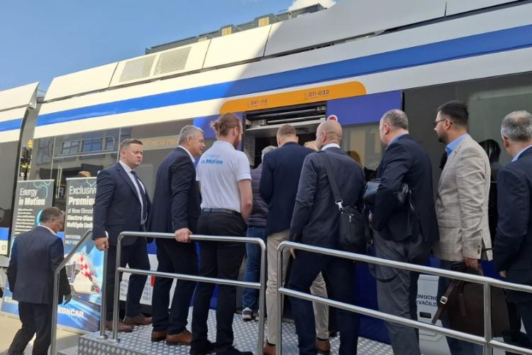 Global premiere of EDMU at InnoTrans
